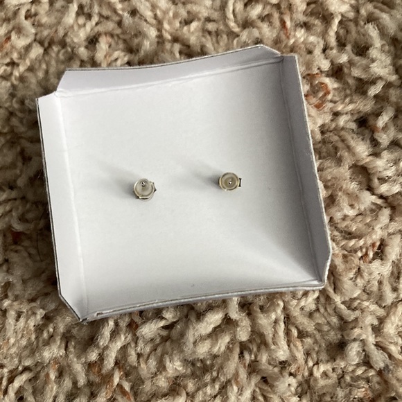 Tesori Mondo Sterling Silver Studs - Picture 5 of 5